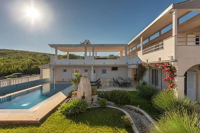 Villa Delic 8+2 Personen