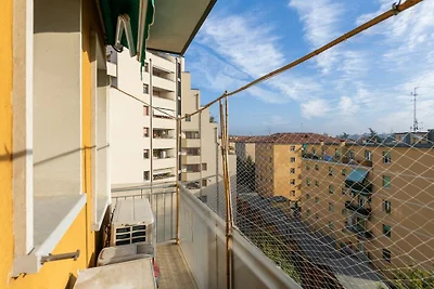 Wohnung in Bologna mit Balkon und Parken