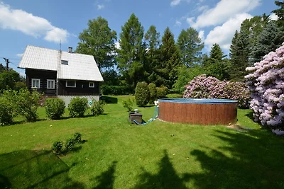 Ferienhaus in Starי K?e?any mit Garten