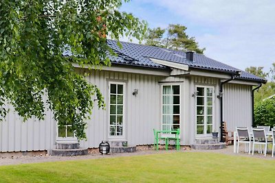 Modernes Ferienhaus mit Garten