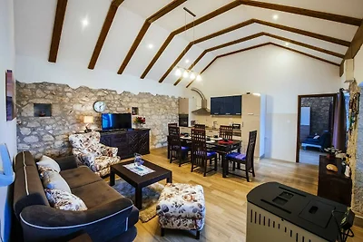 Ferienvillen mit Pool in Kakma