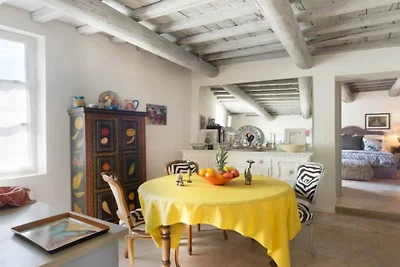 Appartement met verwarmd zwembad in Uzès