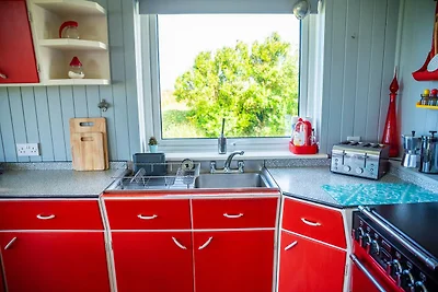 Sea-view bungalow in Cornwall, No Deposit