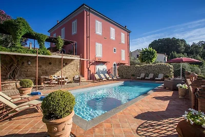 Bellissima Villa panoramica in stile Liberty ...