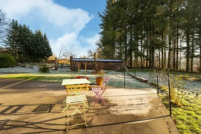 Rustige gîte midden in het groen met sauna