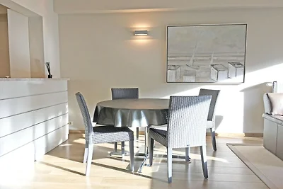 Modern appartement nabij Rubensplein