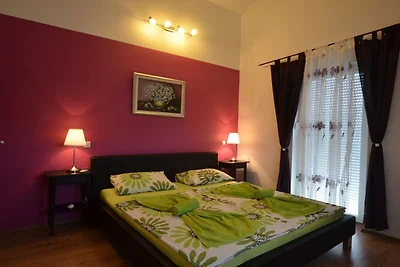 Exquisite Secluded Villa with Pool - Four Bed...