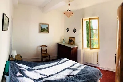 Steinhaus in der Nähe des Stadtzentrums