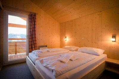 Chalet spazioso con vasca idromassaggio