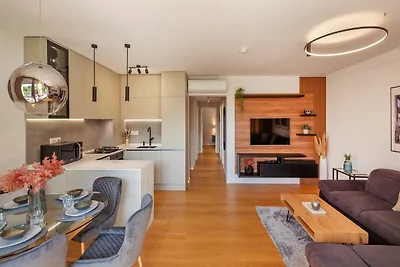 Apartment Floramye - Three Bedroom Apartment ...