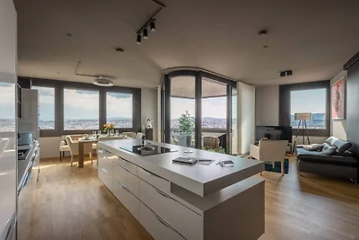 Skyflats Vienna Black View