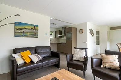 Geschmackvoll eingerichtetes Landhaus für 6...