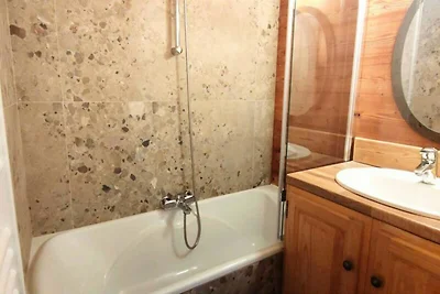 Chalet in Isola 2000 mit Skipisten-Zugang