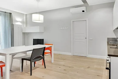 Wohnung in Milano mit Balkon und Wifi