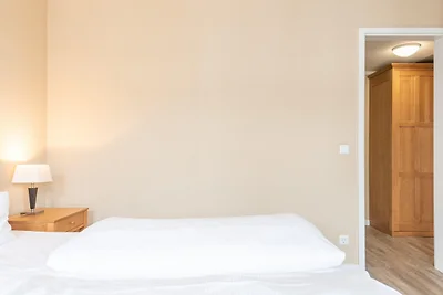 Schöne Ferienwohnung mit Wanne und großem Bal...