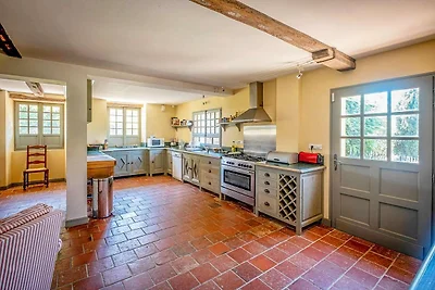 Schönes Bauernhaus mit privatem Pool