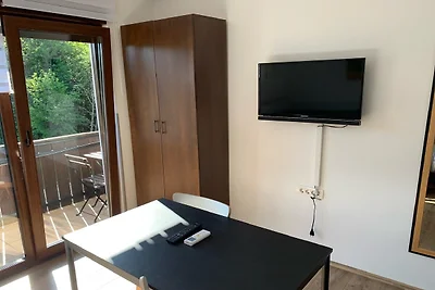 Guesthouse Family Bosnic - Suite Room with Ba...