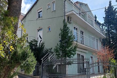 Apartments Smokvica - Three Bedroom...