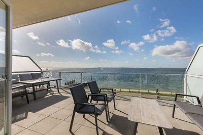 Appartement met Oosterschelde uitzicht