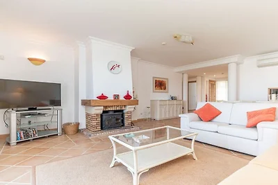 Appartement in Quarteira met zwembad