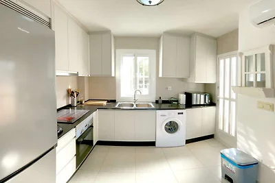Charmantes Ferienhaus mit Gemeinschaftspool