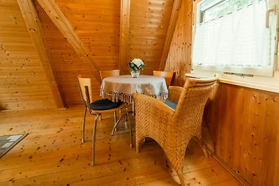 Tranquilla casa vacanze a Suhl con sauna