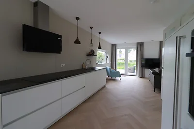 Privater Bungalow mit Steg für 6 Personen