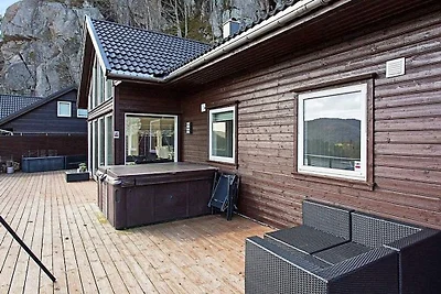 10 Personen Ferienhaus in lyngdal-By Traum