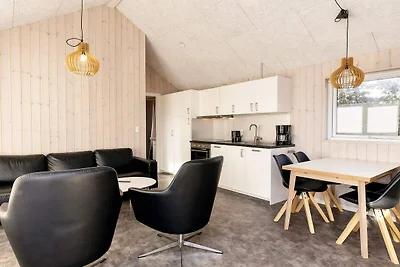 Malerisches Hüttencampingresort in Lokken