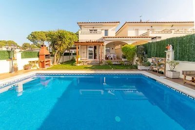 Haustierfreundliche Villa in L'Escala