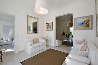 Malerisches Ferienhaus in Arta nahe dem Meer