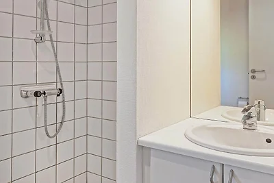 Ferienhaus mit Sauna am Strand