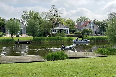 Ferienhaus in Makkum mit Schwimmbecken