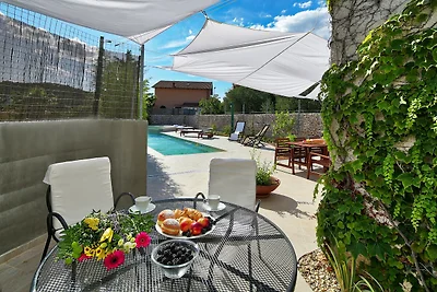 Luxuriöse Villa in Šibenik mit Pool