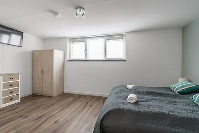 Geräumige und helle Ferienvilla für 10...