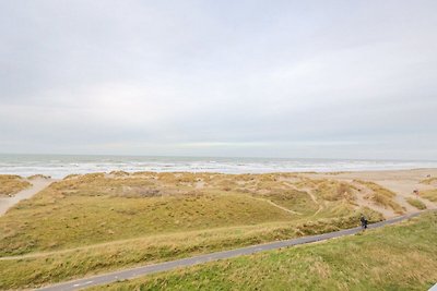 Rustig appartement met balkon, uitzicht op...