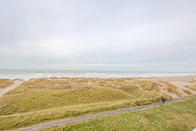 Rustig appartement met balkon, uitzicht op...