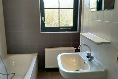 Komfortables Ferienhaus mit Garten