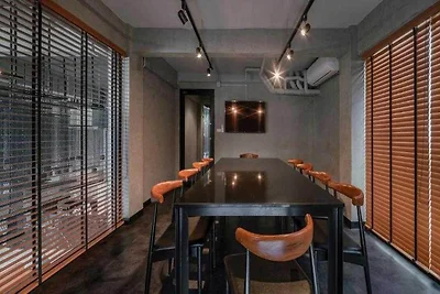 Executive Suite Chic | Bangkok City