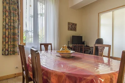 Cottage in un'antica fattoria isolata
