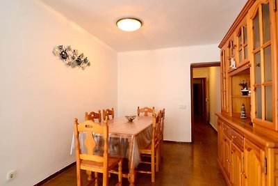 Apartment in Lescala mit Balkon