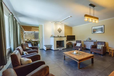 Moderscheid Cottage with Spa