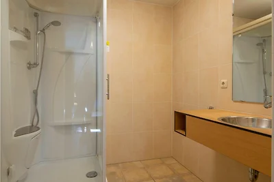 Casa ristrutturata con tre bagni, Breda a 10...