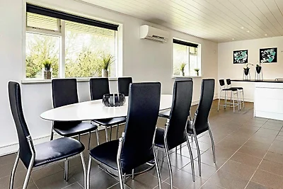 Ruim toevluchtsoord in Marielyst-By Traum