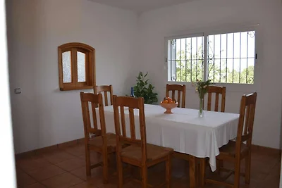 Modern herenhuis met privé zwembad