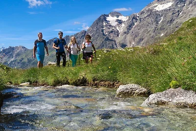 Appartamento contemporaneo vicino alla Ski...
