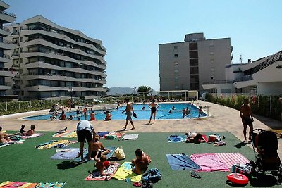 Appartement met twee kamers nabij de stad