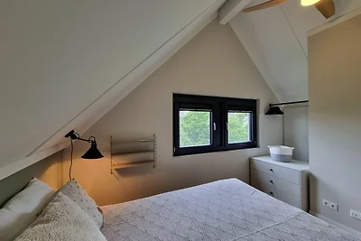 Villa in Balk mit Steg