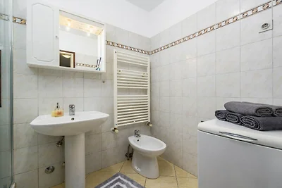 Charming Lovran Apartments with Wonderful Sea...