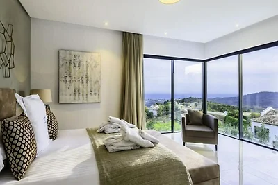 Villa in Monte Mayor mit beheiztem Pool